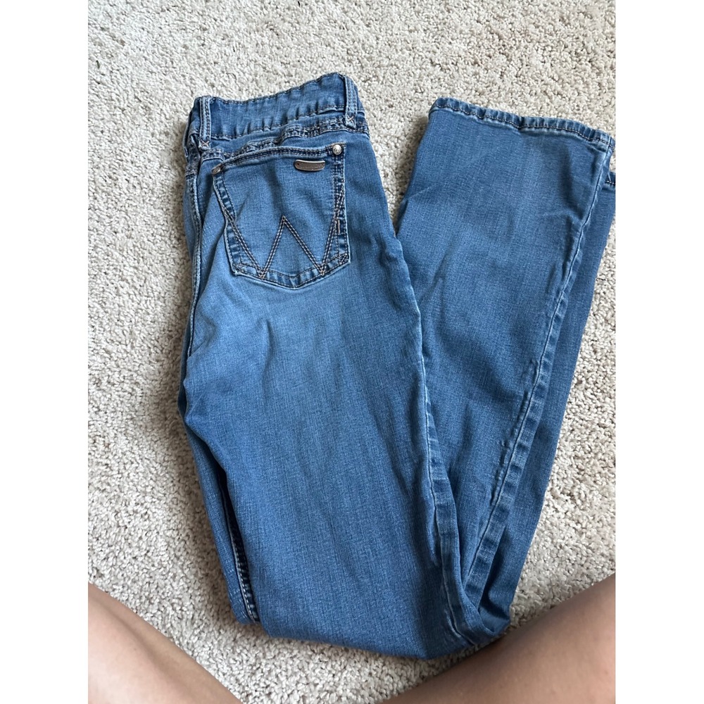 Wrangler Bootcut Jeans Medium Wash Denim Western Cowgirl Boho Pants Mid Rise
